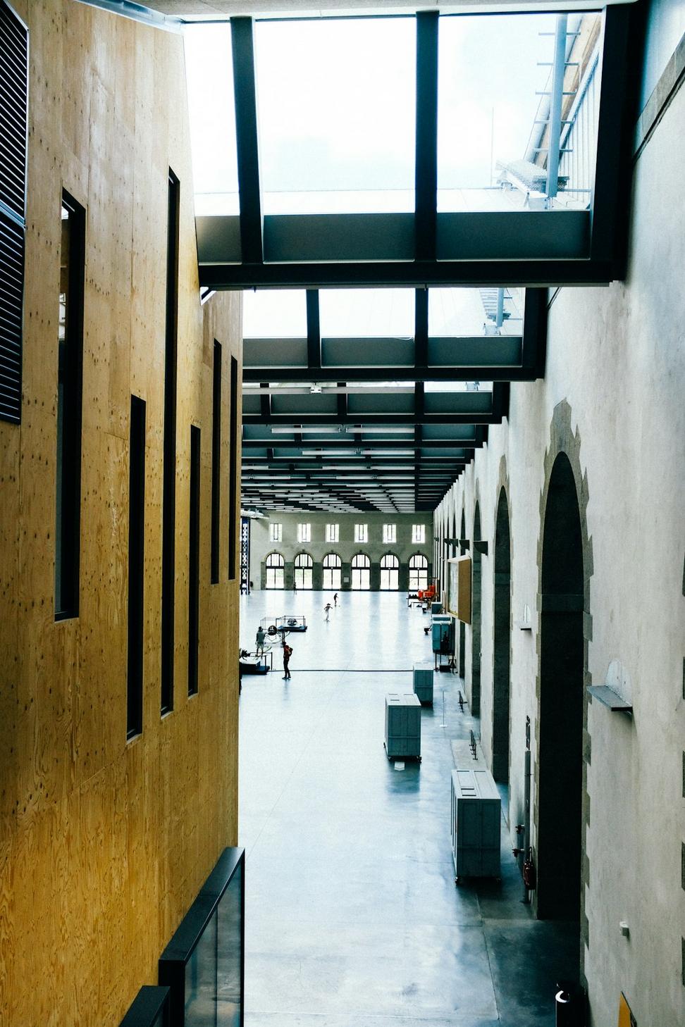 High-security warehouse storage